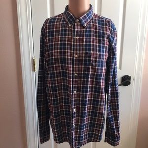 Old Navy men’s shirt